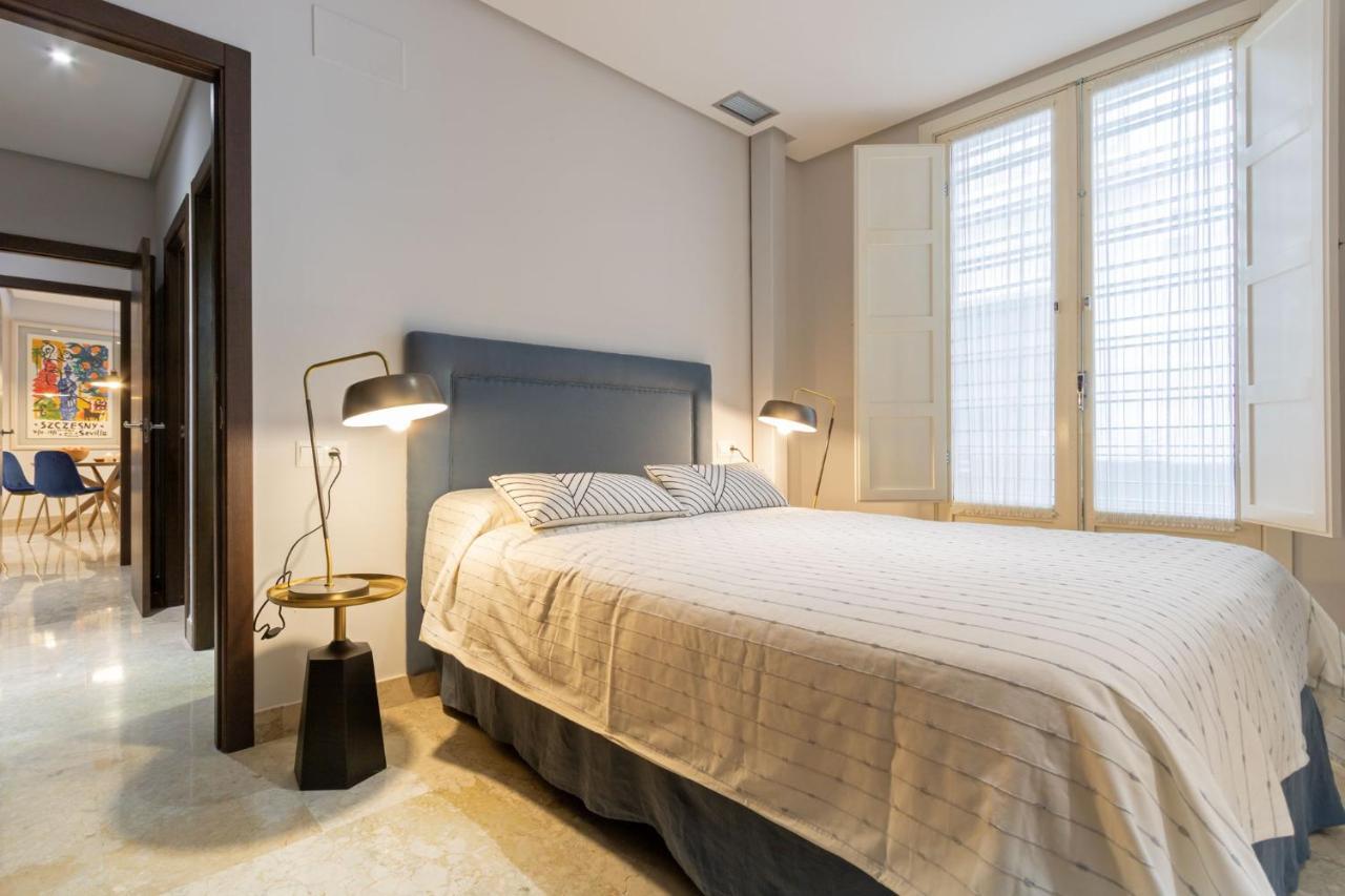 Ferienwohnung Alkazar Gardens Old Town 6 Pax Sevilla Exterior foto