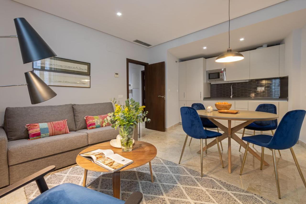 Ferienwohnung Alkazar Gardens Old Town 6 Pax Sevilla Exterior foto