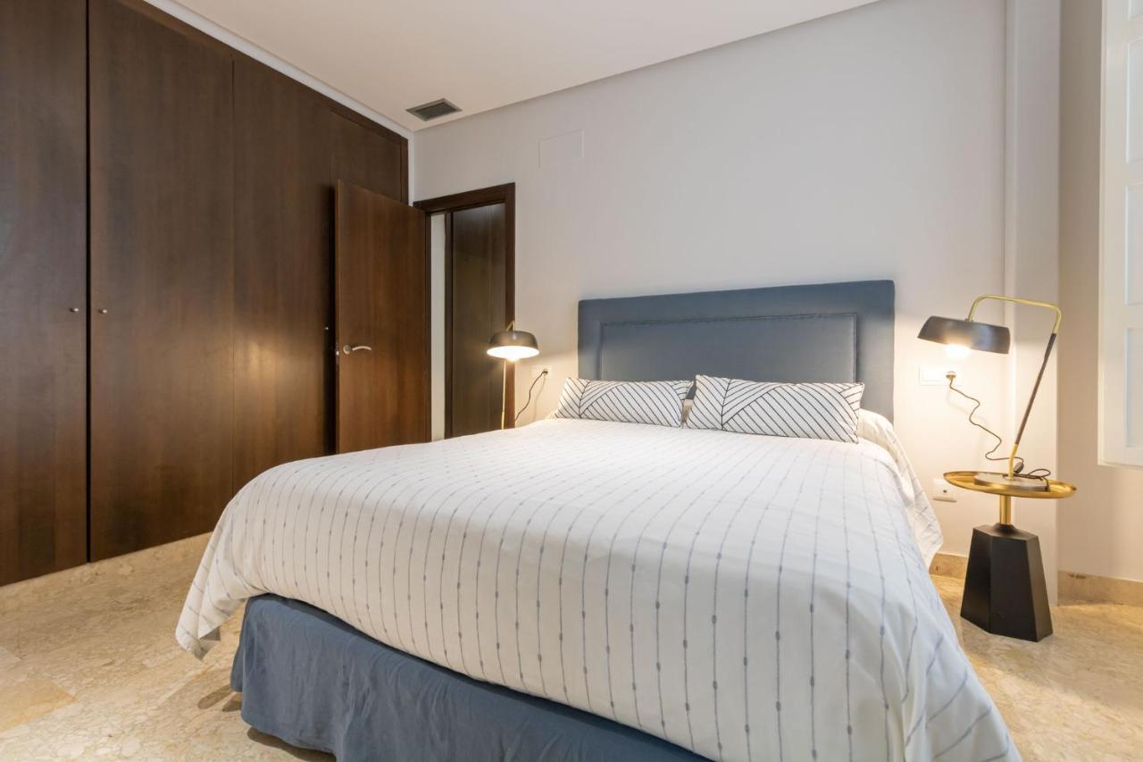 Ferienwohnung Alkazar Gardens Old Town 6 Pax Sevilla Exterior foto